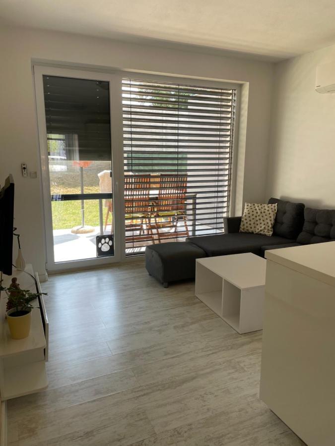 Sunny Apartment On The Lakes Senec Exterior foto